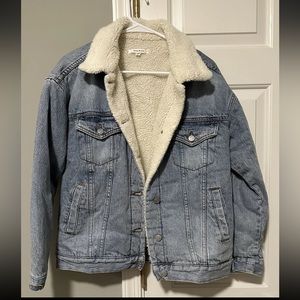Pacsun Womens Jean and Sherpa Jacket Size XS/S